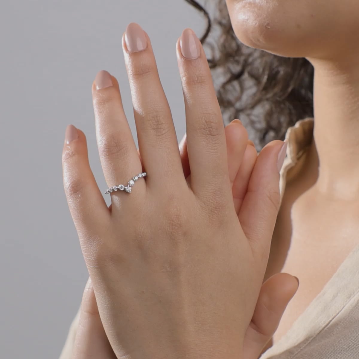 Aéris Curve Round Lab-Grown Diamond Floating Stackable Ring