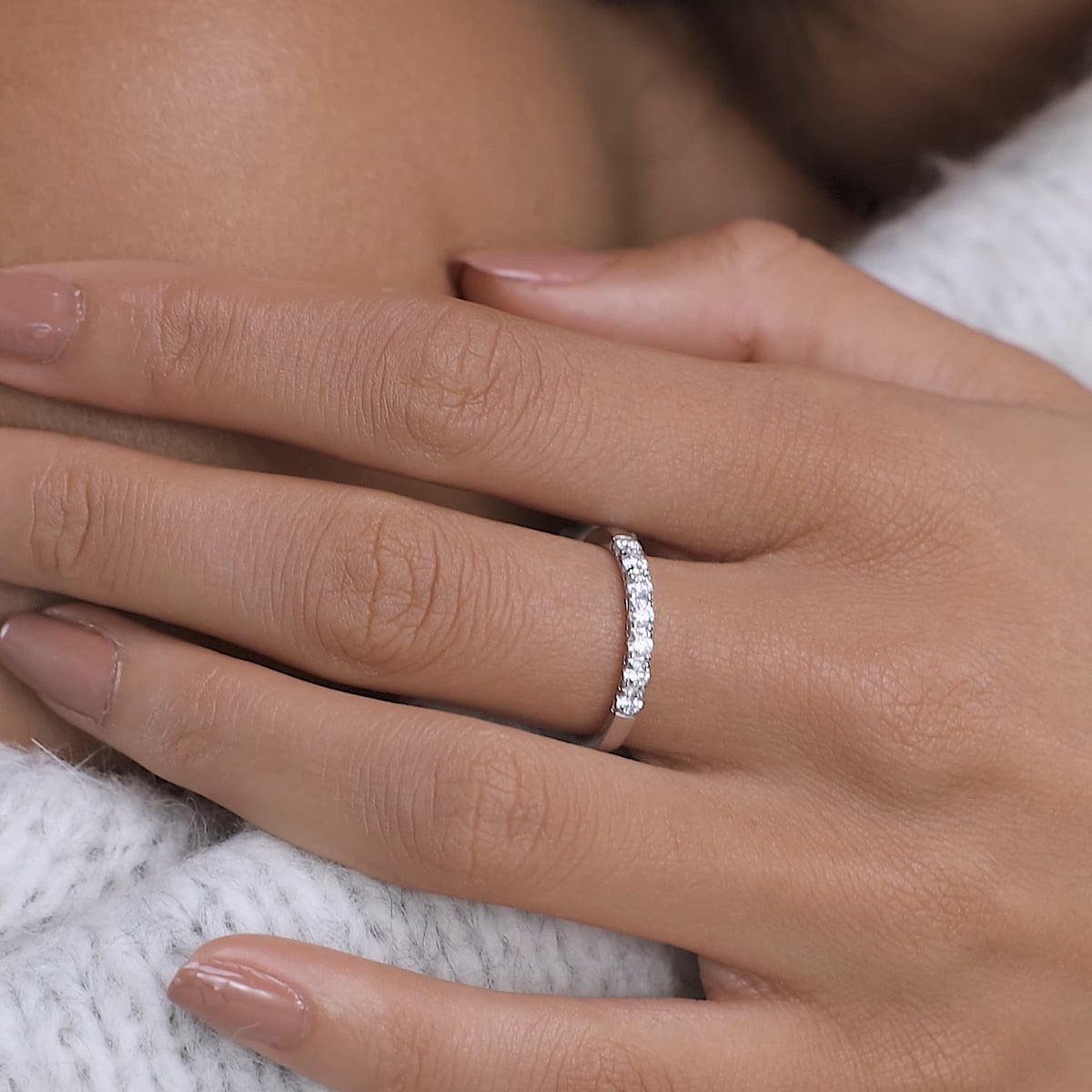 Eterna Luxe Round Lab-Grown Diamond Seven-Stone Anniversary Band