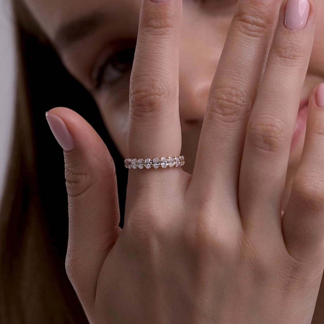 Chic Oval Lab Grown Diamond Vertical Set Anniversary Band in Solid Gold