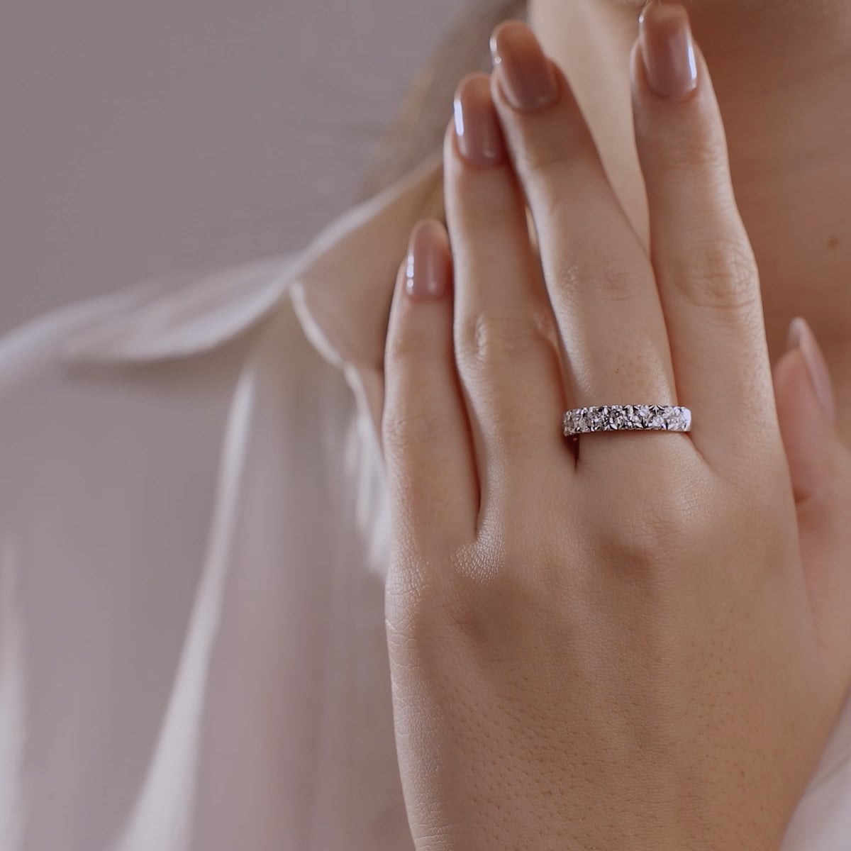 Alterna Luxe Round Lab-Grown Diamond Alternating Wedding Band