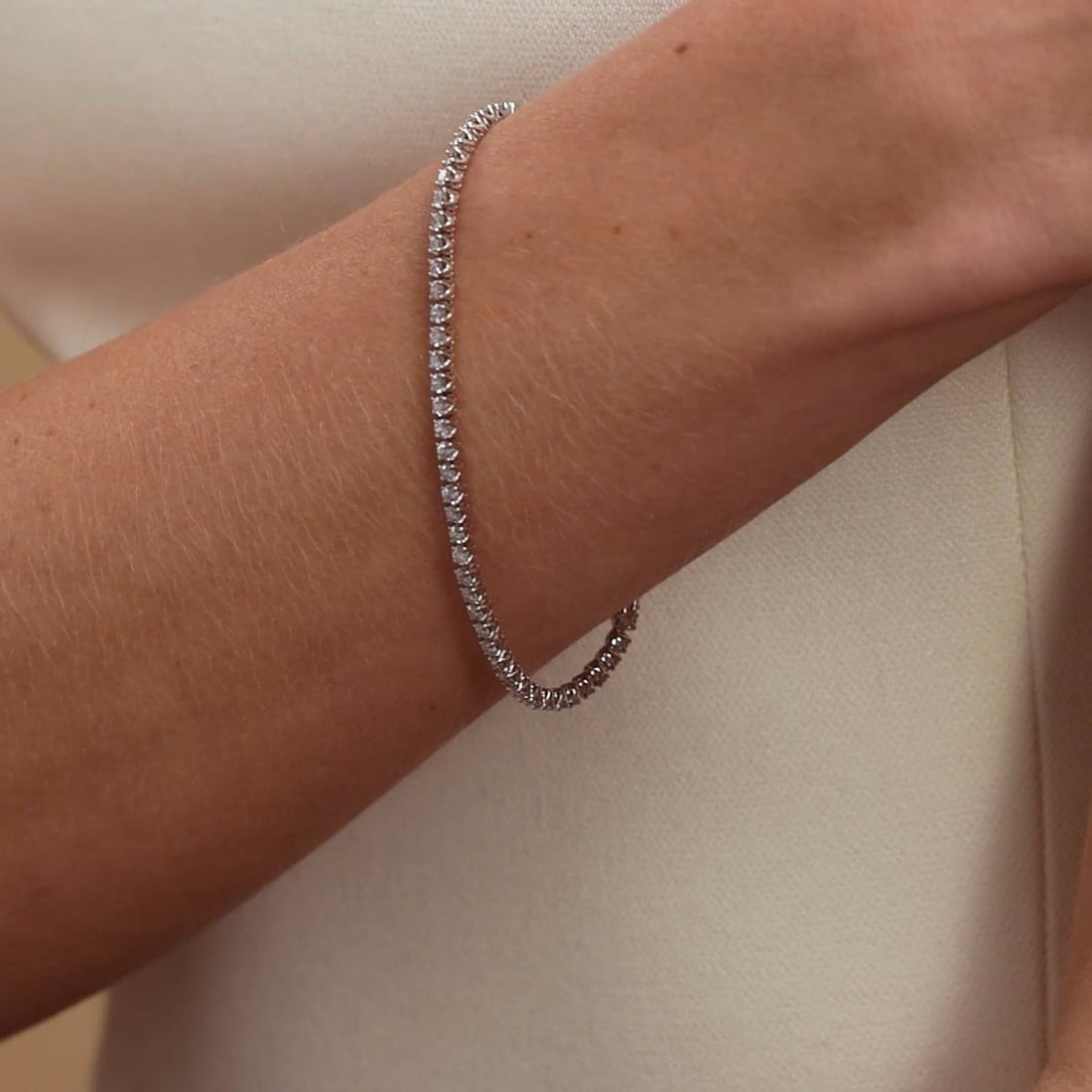 Florielle Round Lab Grown Diamond Tulip Prong Tennis Bracelet
