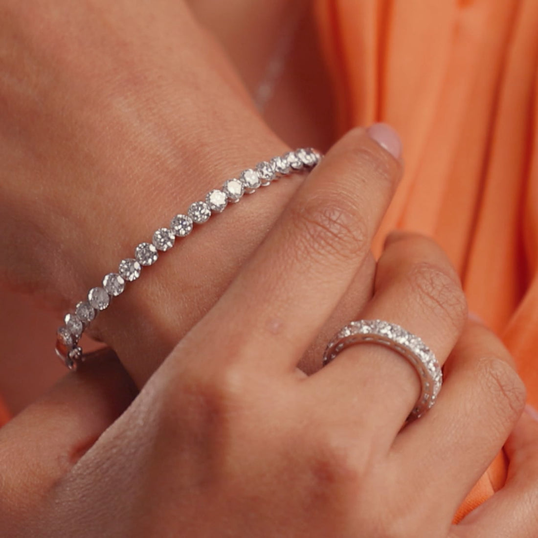 Boundless Orbit Invisible Set Lab Grown Diamond Bangle