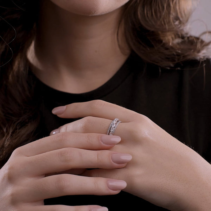 Roséa Oval & Round Lab-Grown Diamond Crossover Band