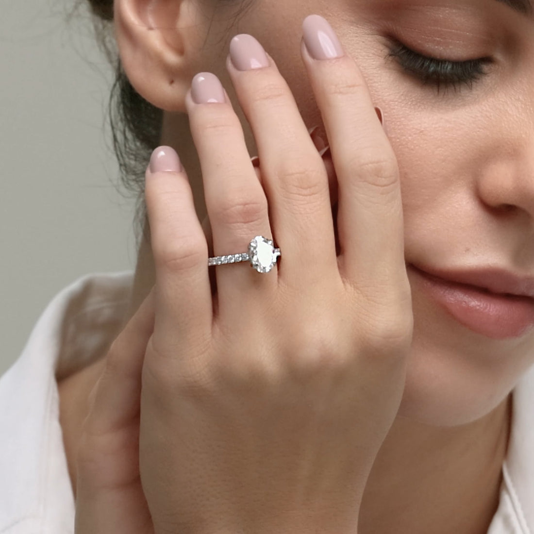 Oval Cut Solitaire Bridal Ring Set