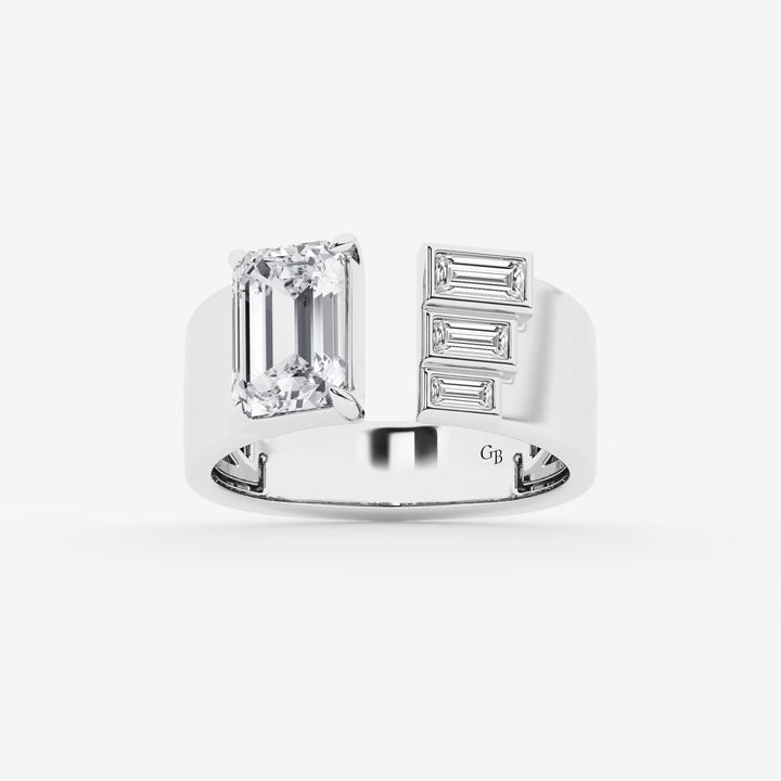 Cigaréa Luxe Emerald & Baguette Lab-Grown Diamond Cigar Band