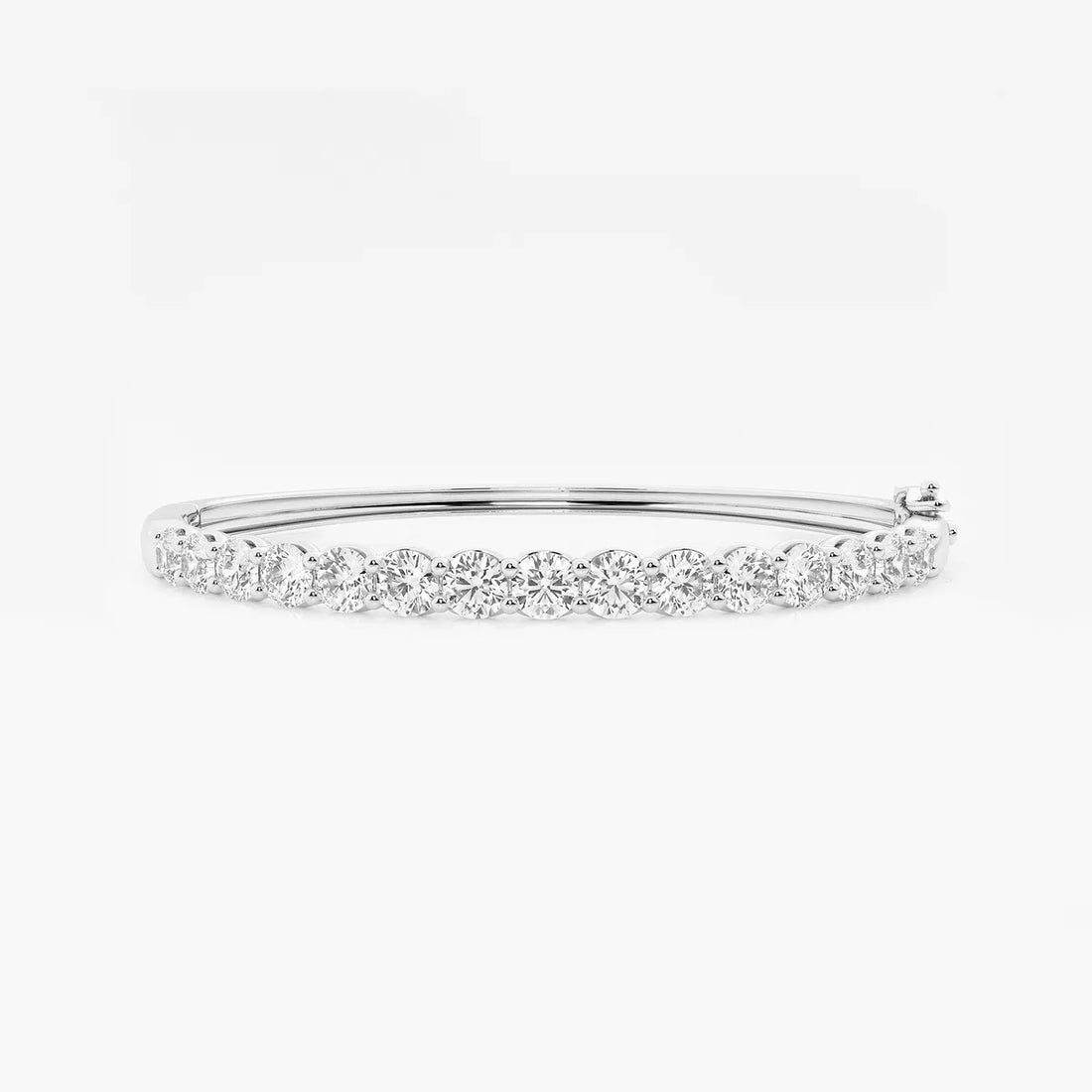 Eterna Glow Round Lab Grown Diamond Classic Bangle Bracelet