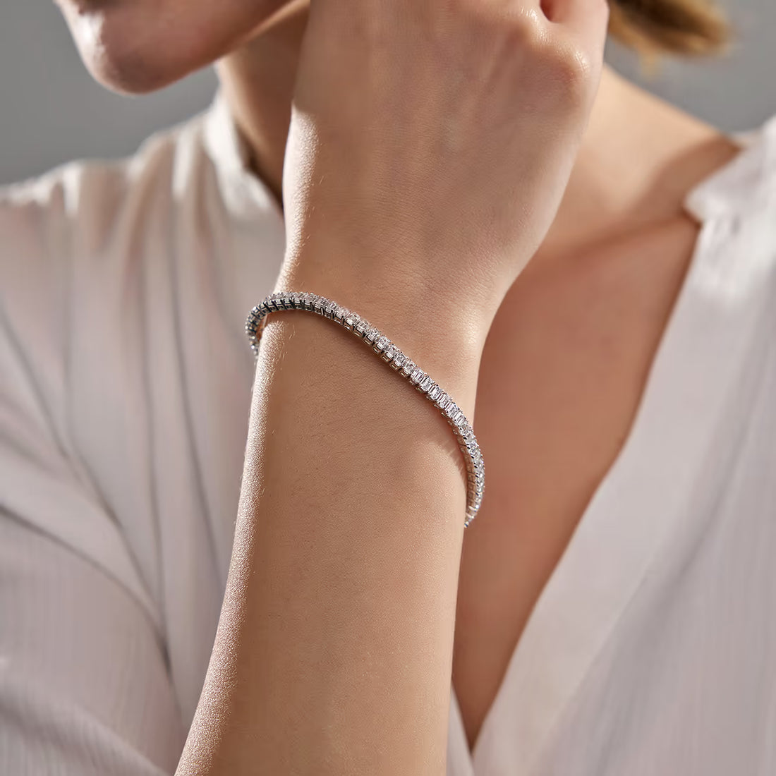 Elvaria Emerald Lab Grown Diamond Classic Tennis Bracelet