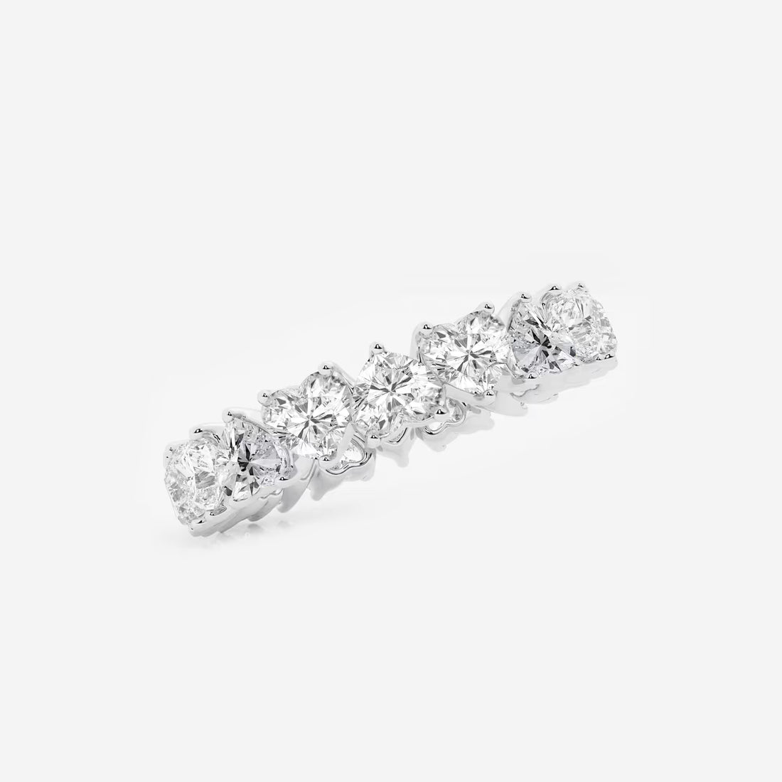 Romantic Alternating Heart Shape Lab Grown Diamond Eternity Band in Solid Gold