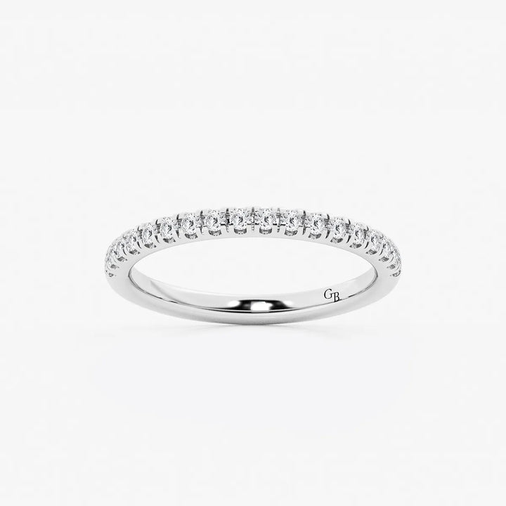 Éterna Slim Round Lab-Grown Diamond Pavé Wedding Band