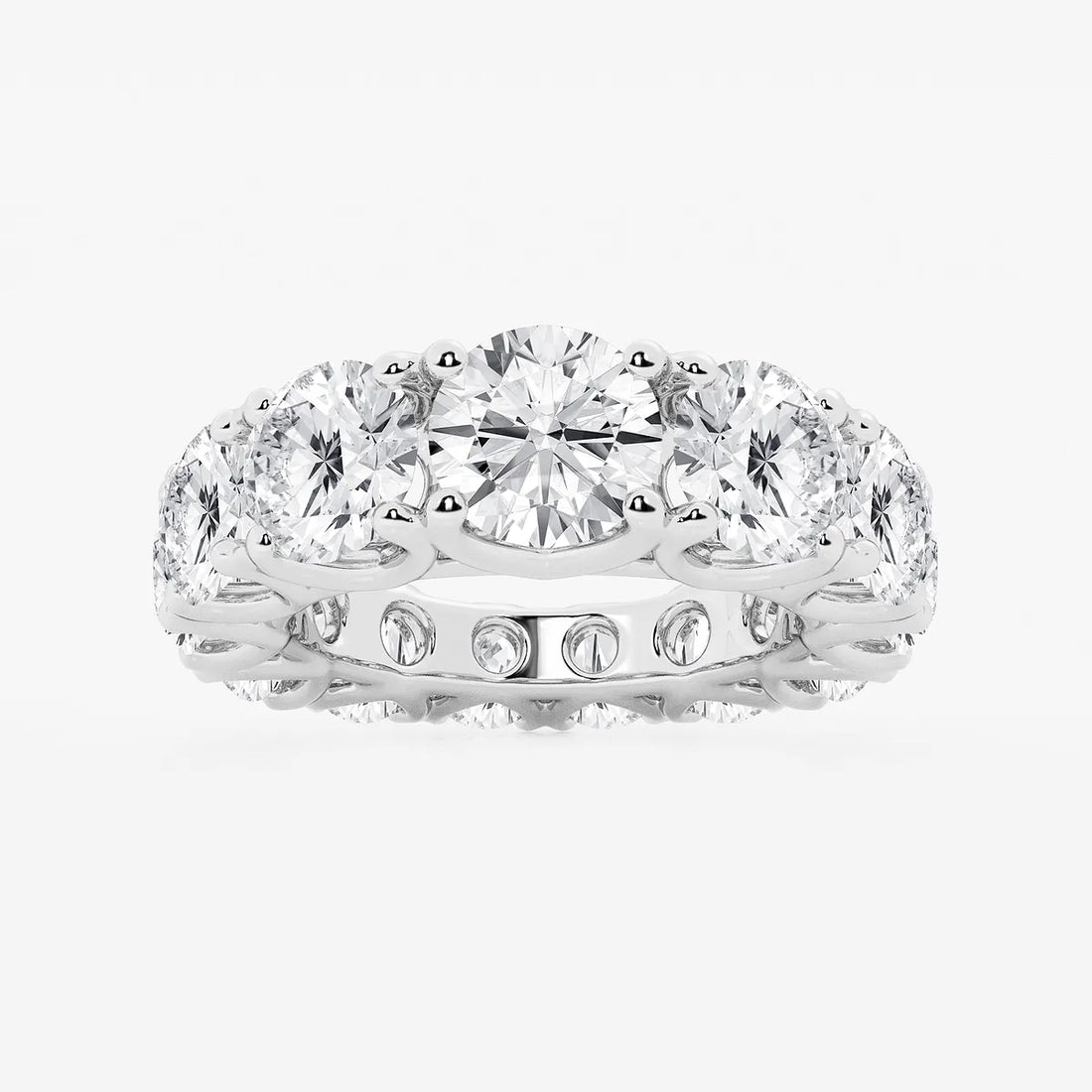 Luminara Round Lab-Grown Diamond Graduated Eternity Band