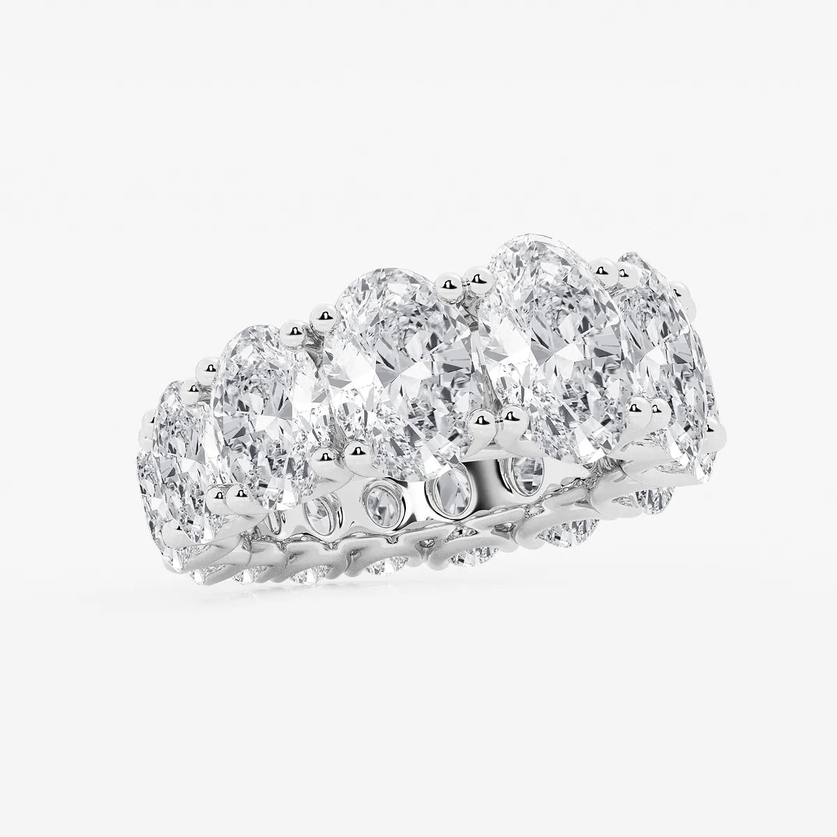Gradiora Oval Luxe Lab-Grown Diamond Graduated Eternity Band