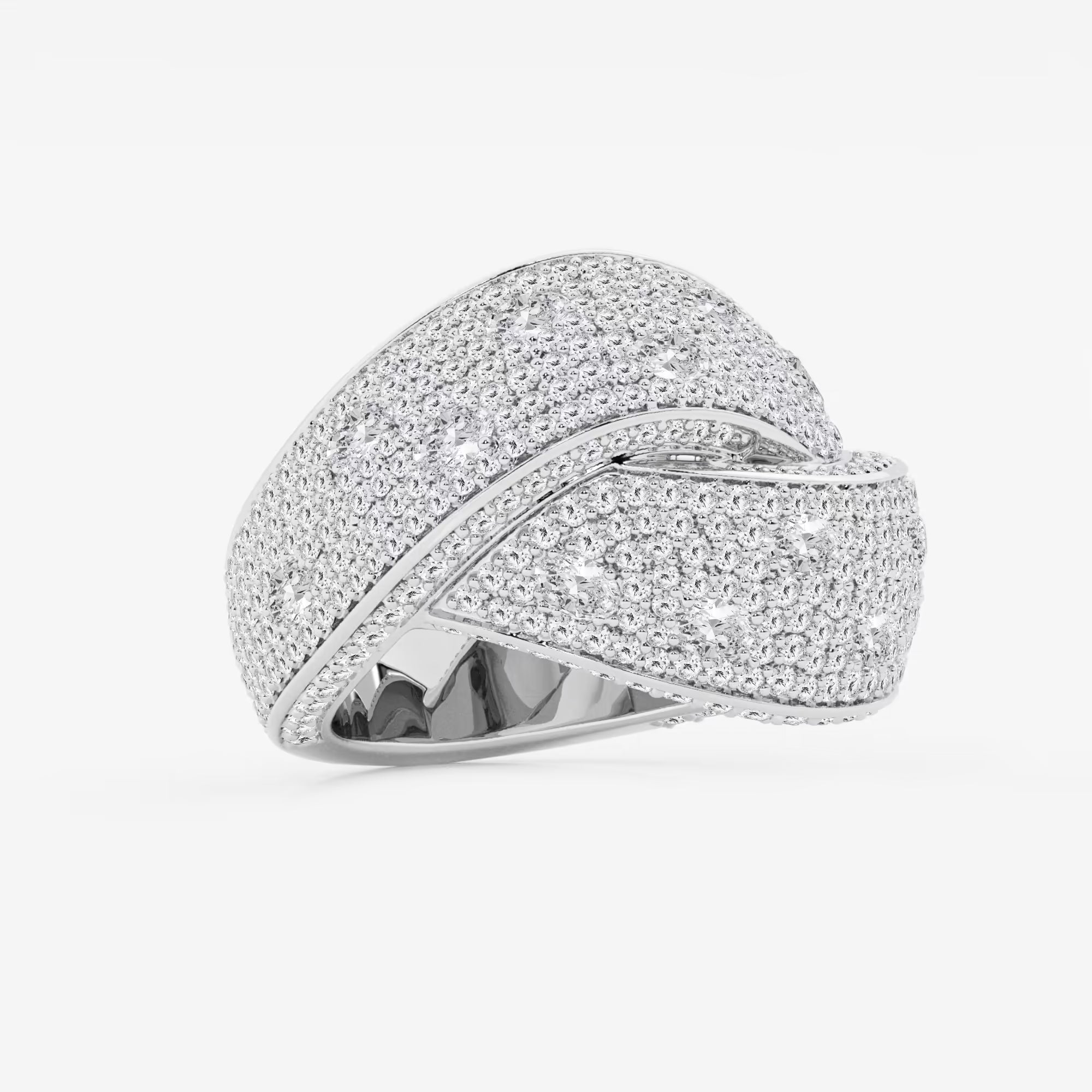 Luméa Oval Lab-Grown Diamond Pavé Twist Band