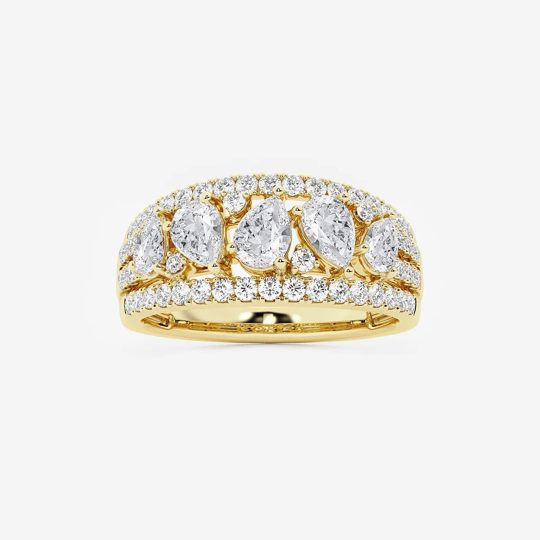 Luméra Pear & Round Lab-Grown Diamond Alternating Band