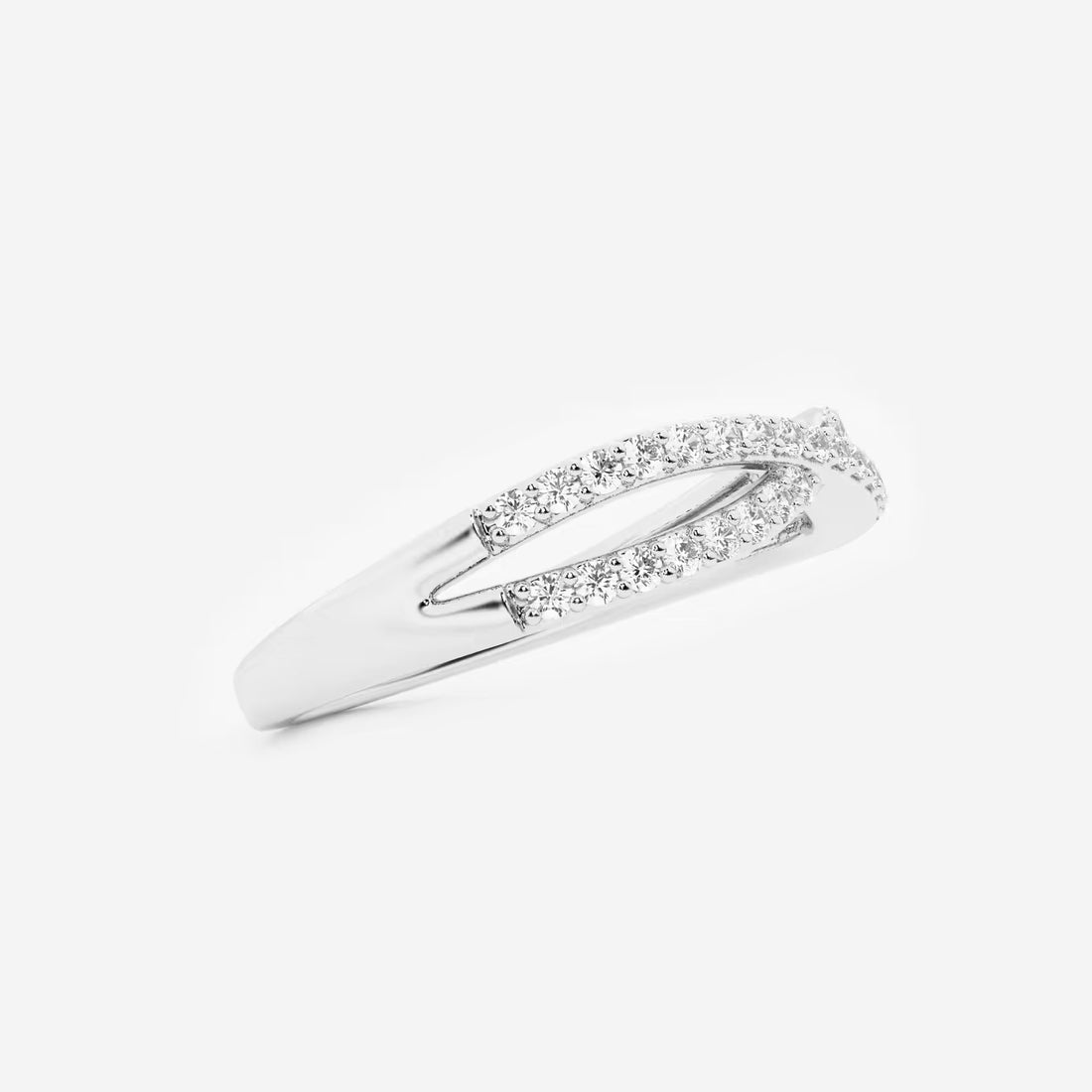 Infinitya Round Lab-Grown Diamond Crossover Wedding Band