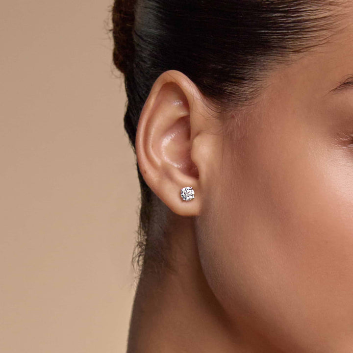 Round Lab Grown Diamond Stud Earrings