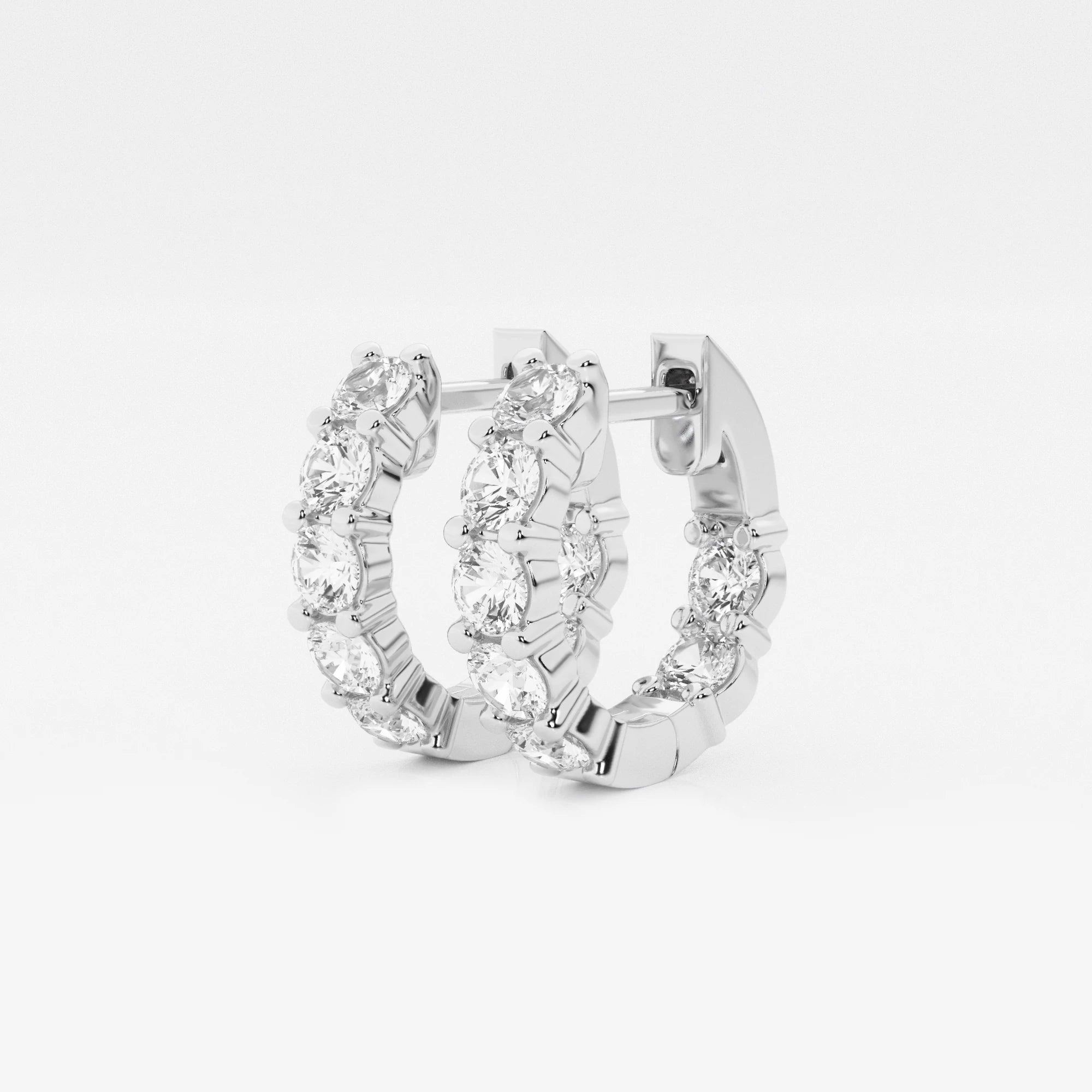 Näas Empowering Round Lab Grown Diamond Huggie Hoop Earrings