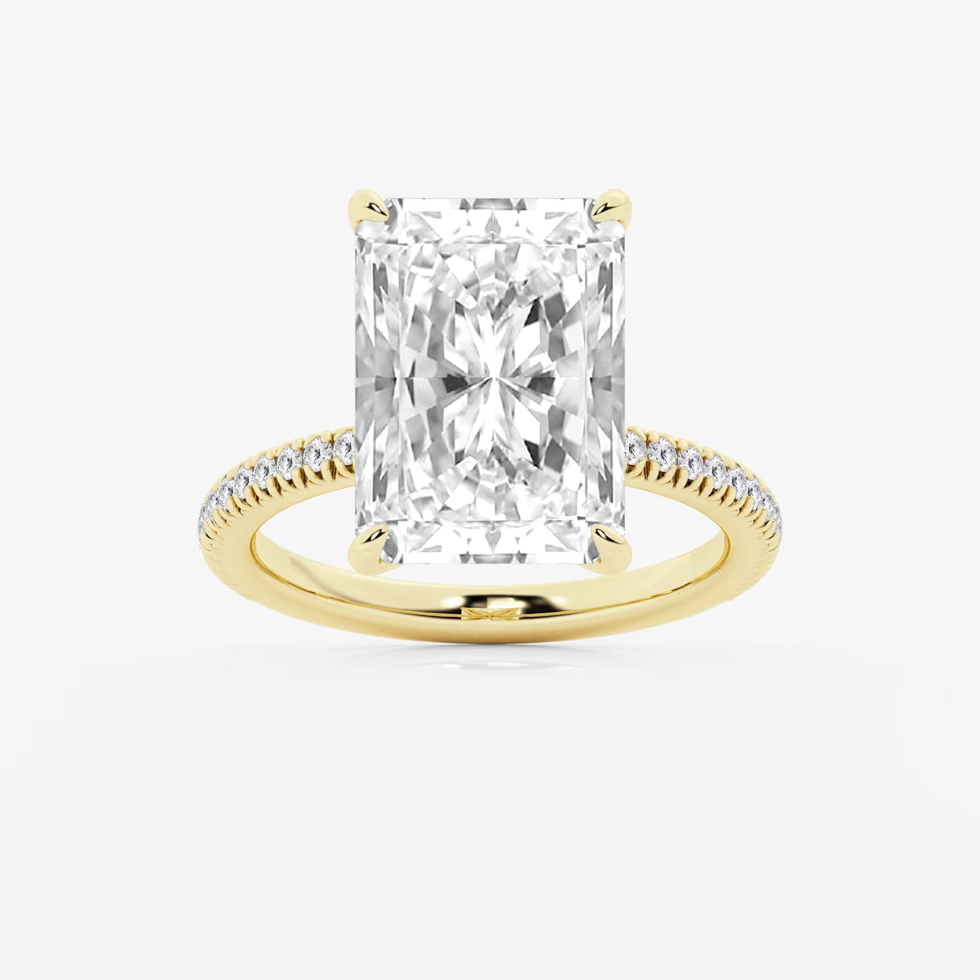 Calista Diamond Scalloped Pavé Solitaire Engagement Ring with Side Accents