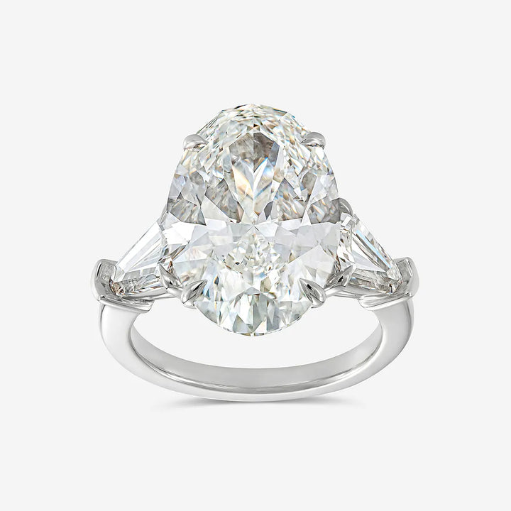 Classic Oval Cut Lab-Grown Diamond Engagement Ring
