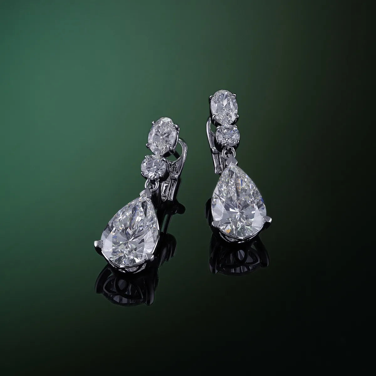 Hilo Lab Grown Diamond Drop Earrings