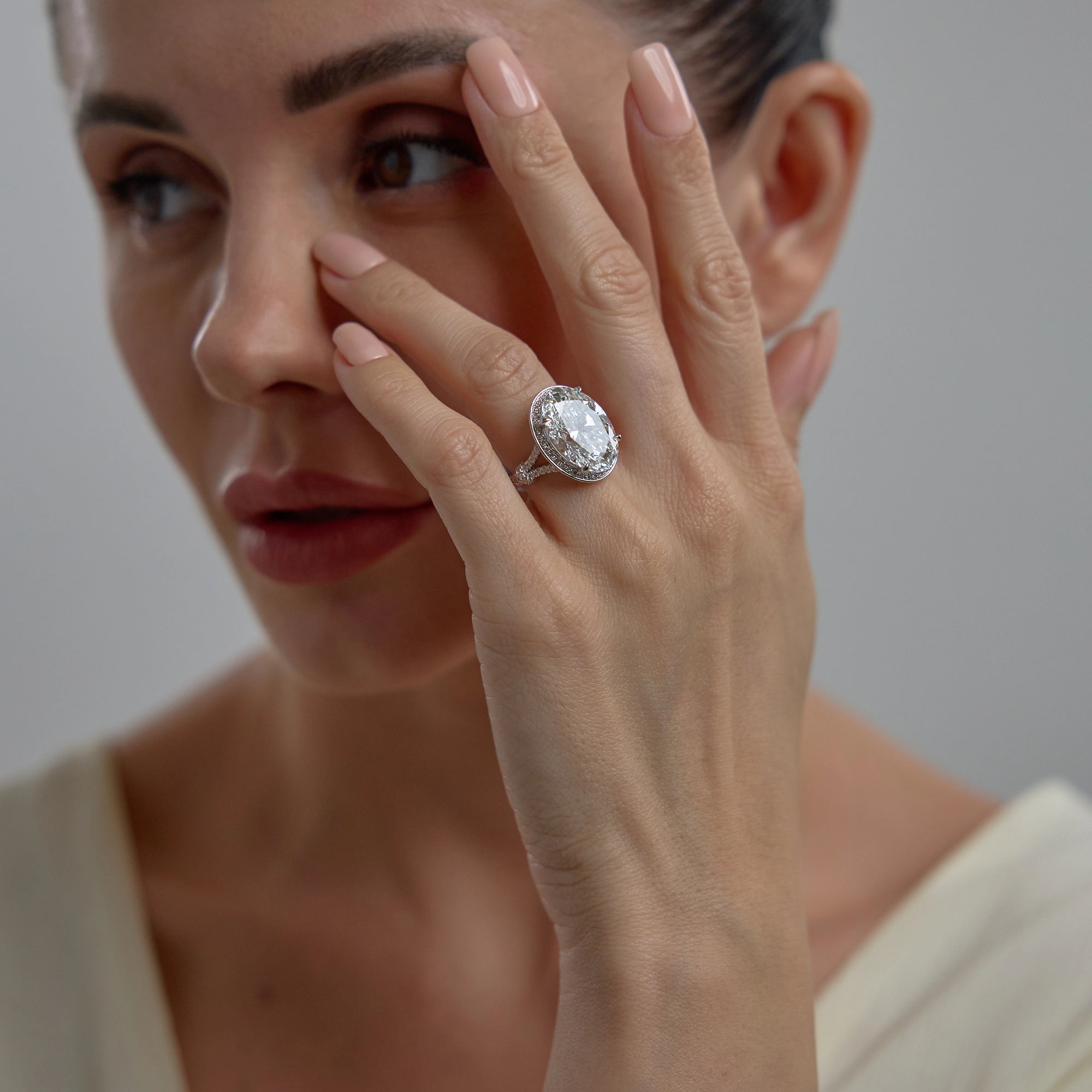 Oval Cut Halo Engagement Ring